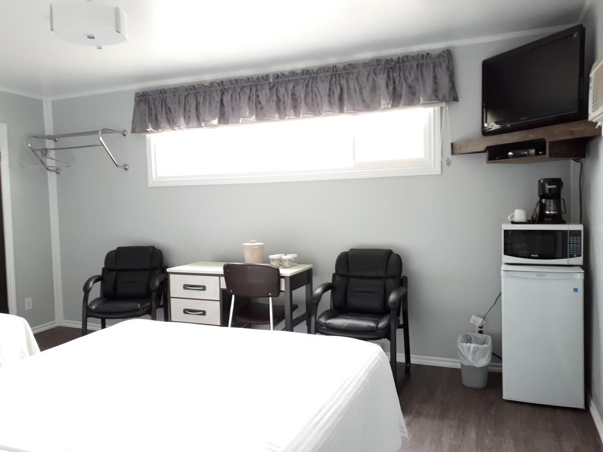 Interlake Motel Ashern Ngoại thất bức ảnh